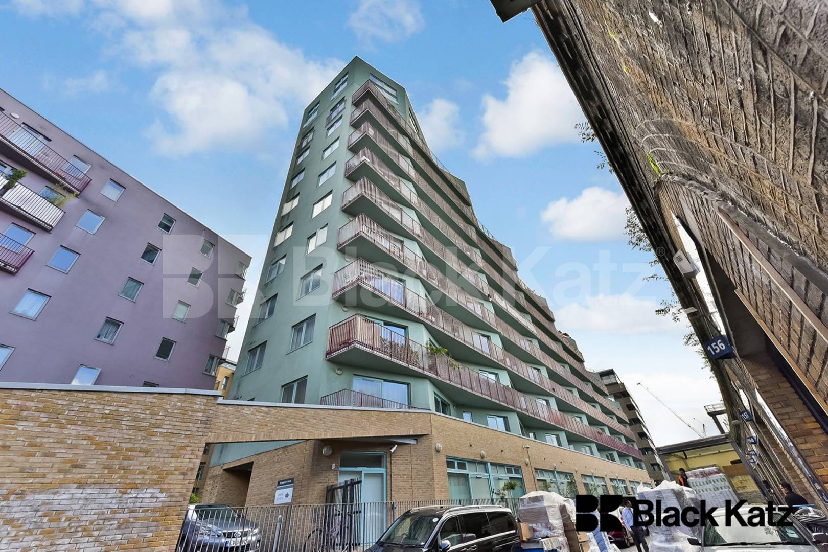 Private Development with balcony & 24 hour concierge  South Central Steedman Street, Elephant and Castle